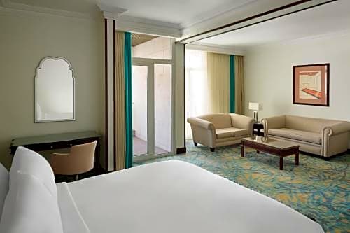 Photo 1 of 4 of Junior Suite (Non-Smoking)