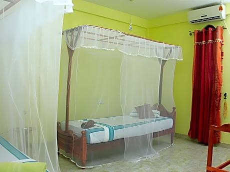 Deluxe Triple Room with balcony