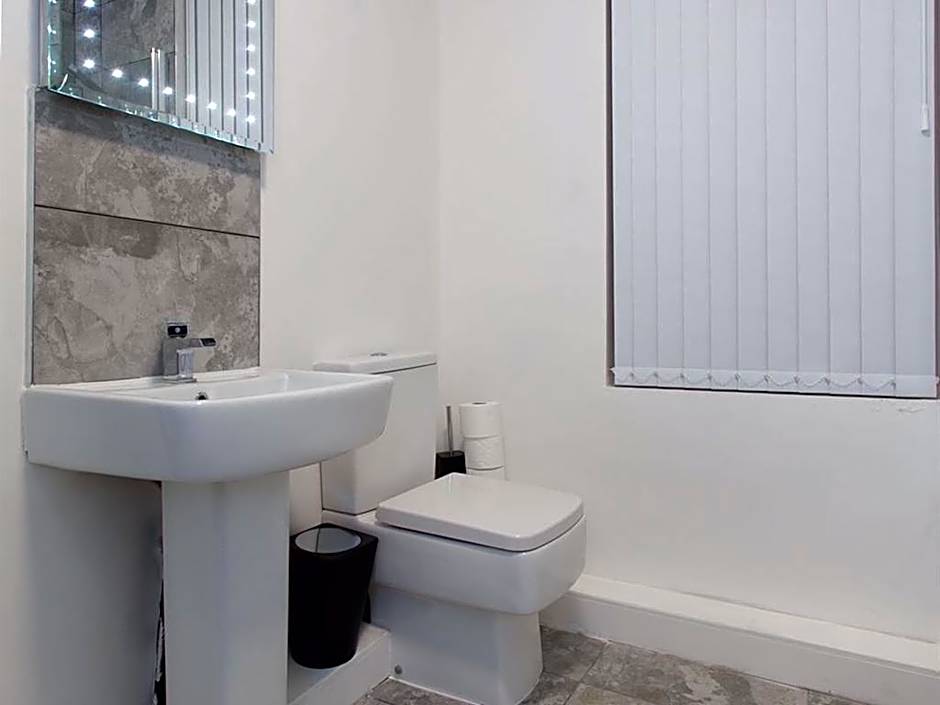 Shaftesbury Apartments