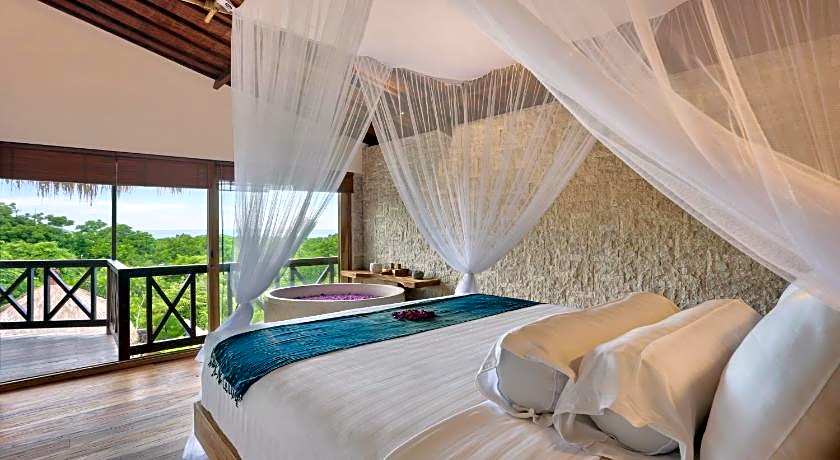 Breezy Point Villas