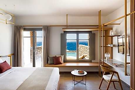 Deluxe Suite with Private Pool and  Sea View