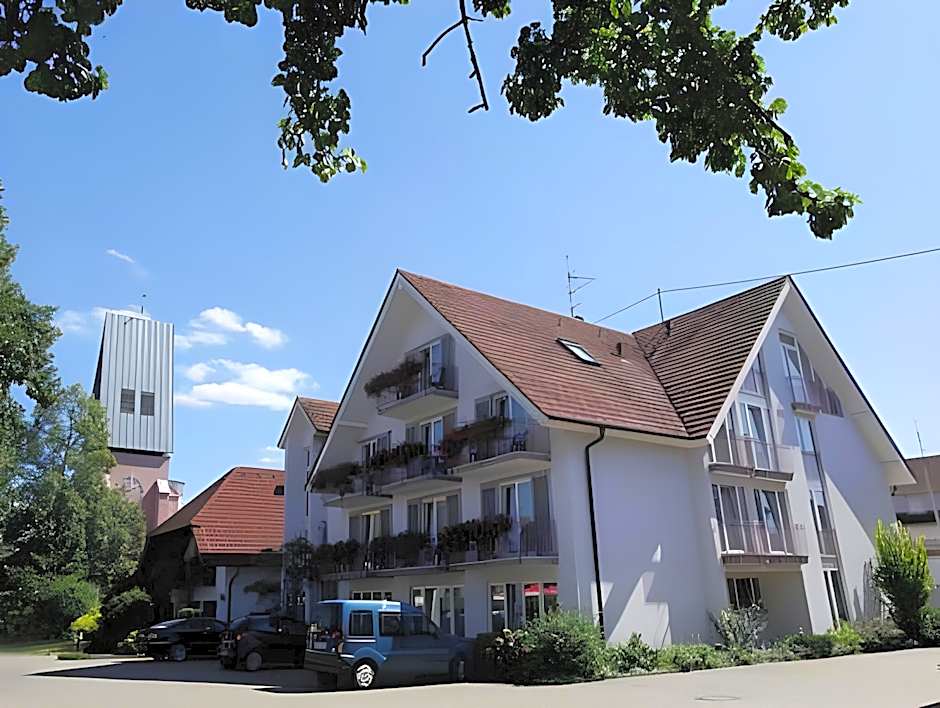 Hotel & Gasthaus Lowen