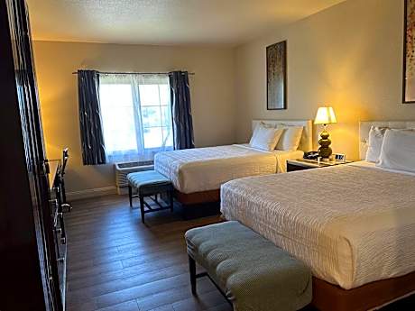 2 Queen Beds Deluxe Room Non-Smoking