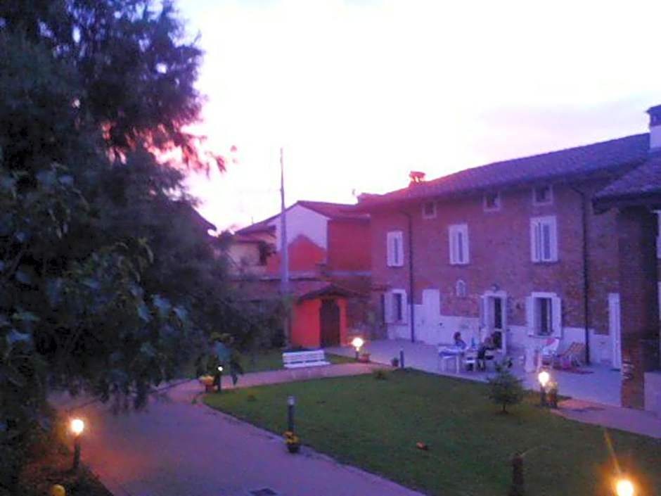 Antica Cascina B&B