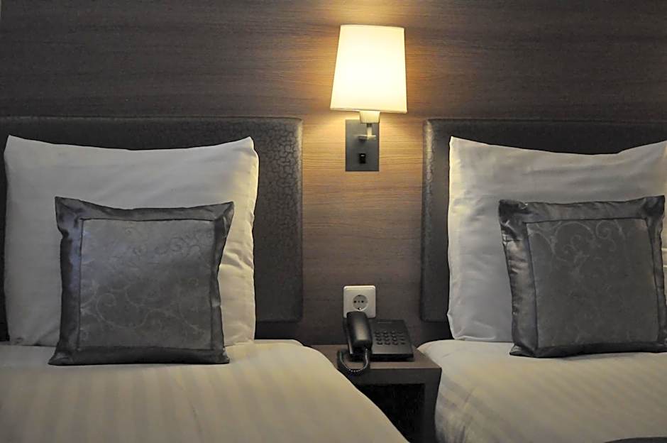 The Concert Hotel