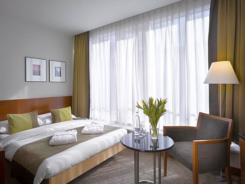 PeakTure Hotel Bucharest