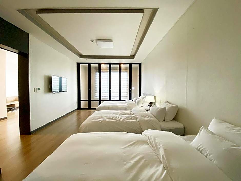 Hotel Daoom