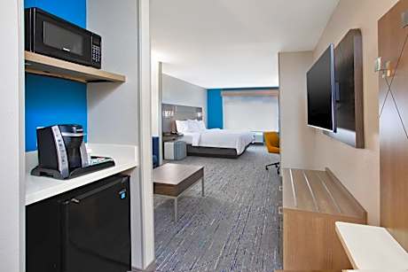 Executive Suite - Non-Smoking