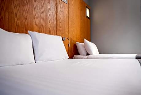 Standard Room with One Double Bed and One Twin Bed