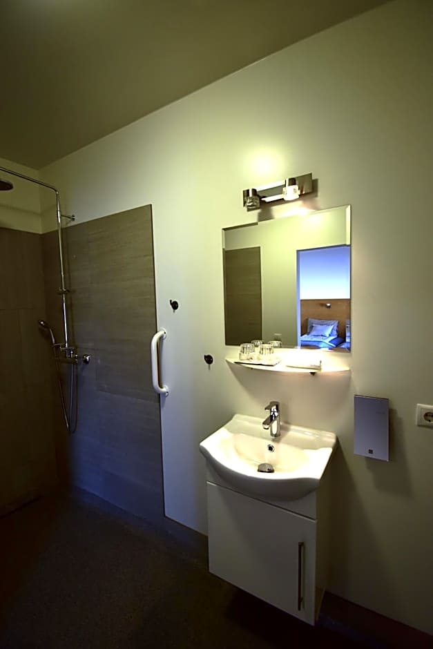 Glacier World - Hoffell Guesthouse