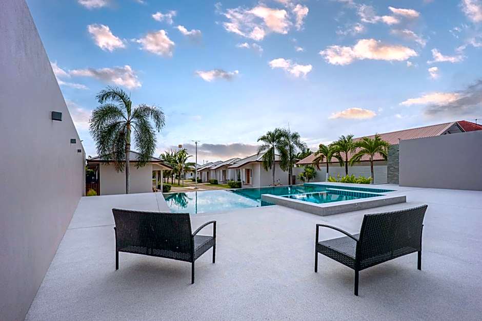 AKARD Private Villas Sattahip