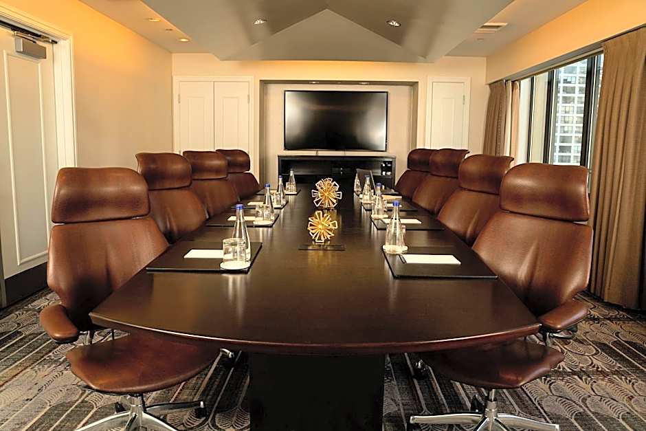 The Gwen, a Luxury Collection Hotel, Michigan Avenue Chicago