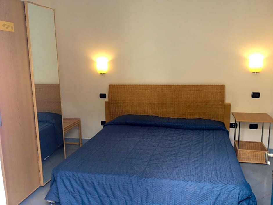 Hotel Aura