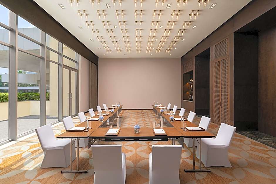 Grand Hyatt Kochi Bolgatty
