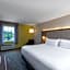 Holiday Inn Express State College at Williamsburg Square By IHG