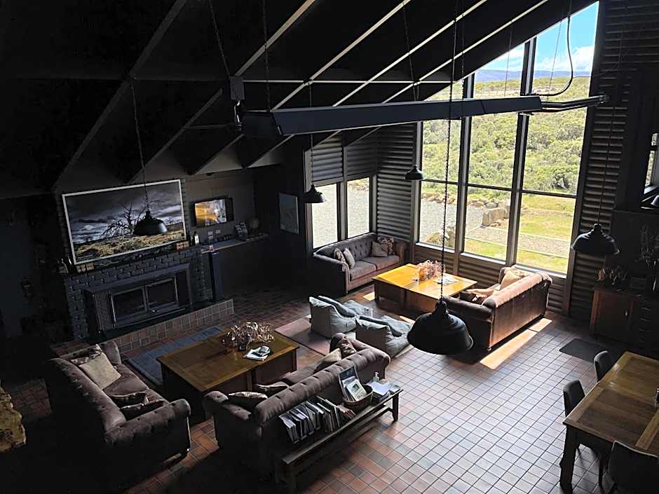 Thousand Lakes Lodge