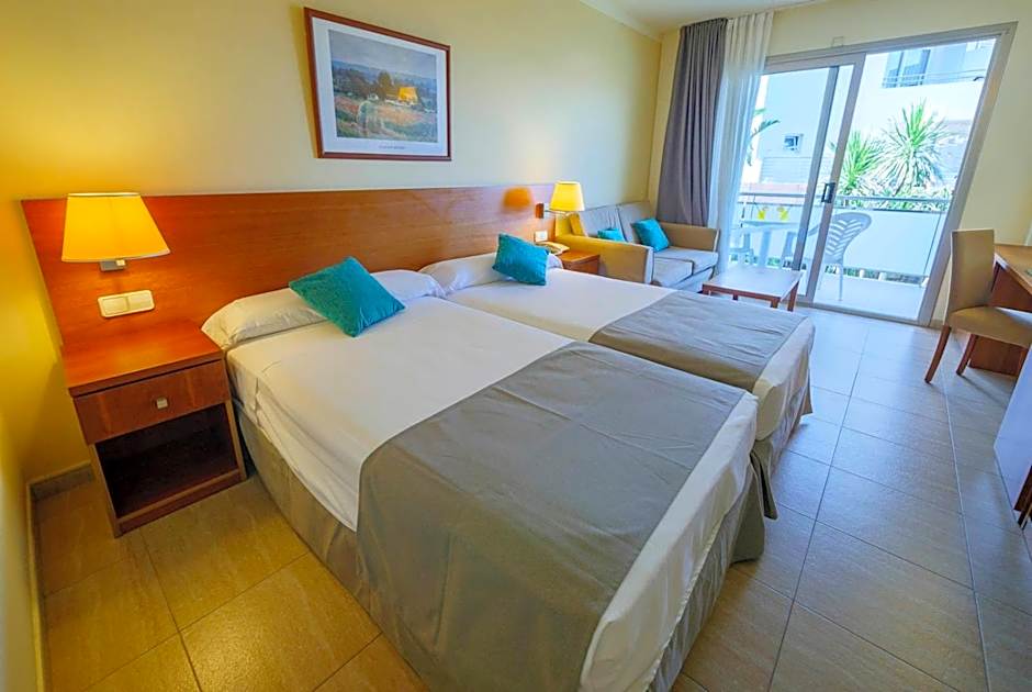 DWO Sirius - Adults Only