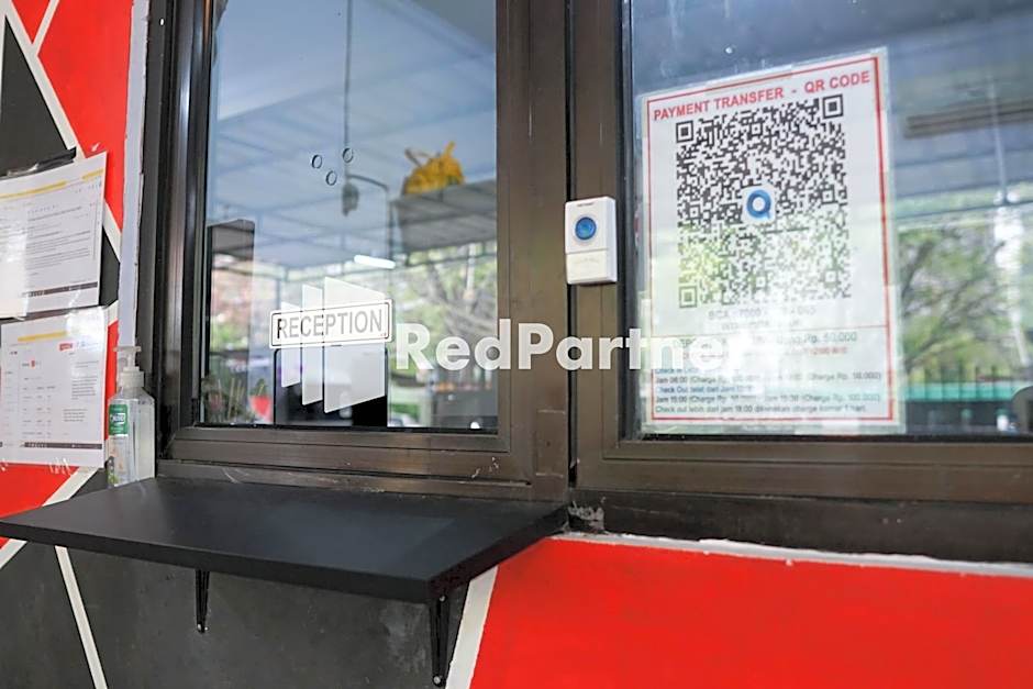 Cosmo Tanjung Duren RedPartner – Jakarta, NY