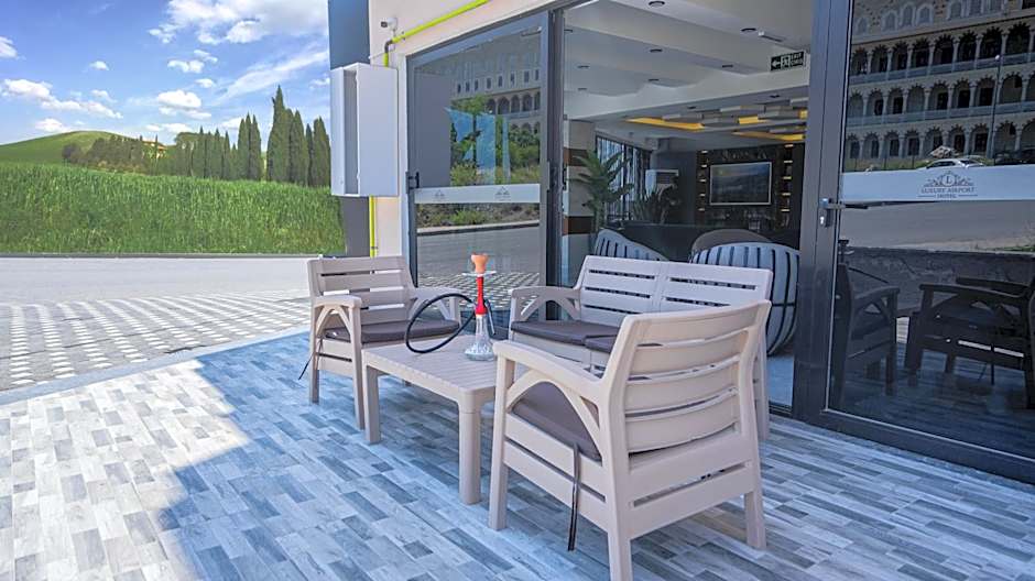 Luxury Airport Hotel By Zazzoni-İstanbul Airport