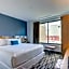 Microtel Inn by Wyndham Long Island City