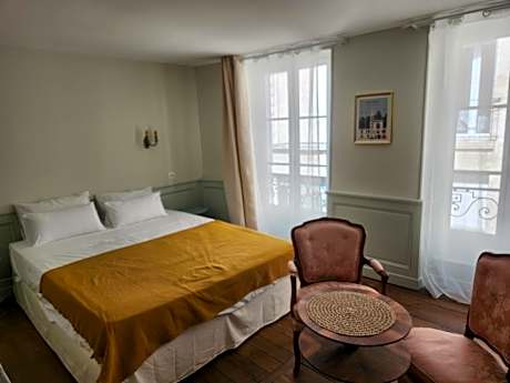 Double Room with Private Bathroom