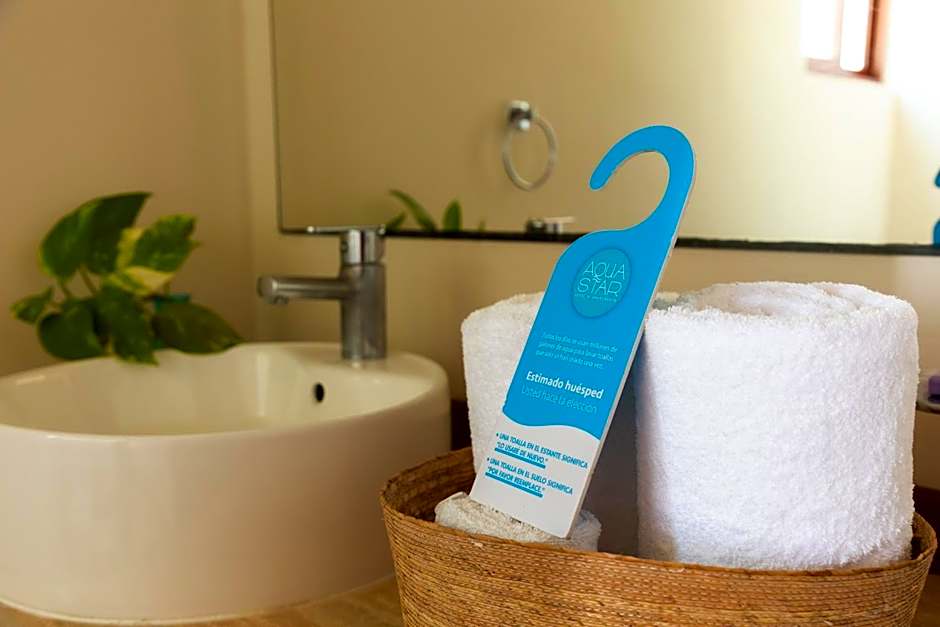 Aquastar Hotel & Apartments