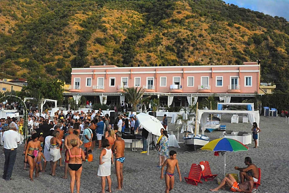 Hotel Ristorante La Scogliera - NUOVA GESTIONE