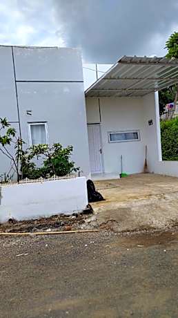 Homestay Defaza47 Garut 