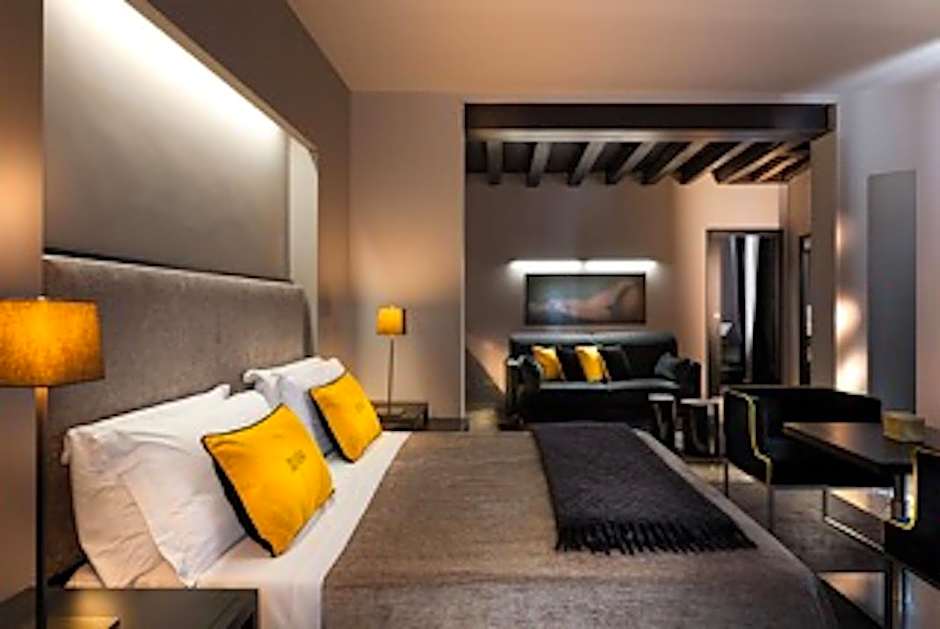 Charming House DD724