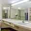 La Quinta Inn & Suites by Wyndham Raleigh Durham International Airport