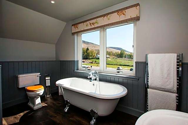Glen Clova Hotel & Luxury Lodges