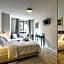 Leonis Restaurant & Rooms