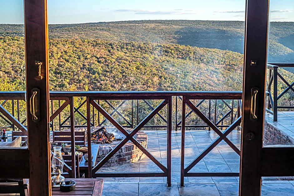Dinkweng Safari Lodge