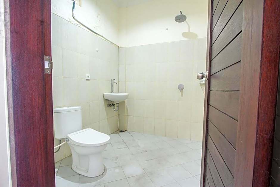 Azalea Homestay & Villa