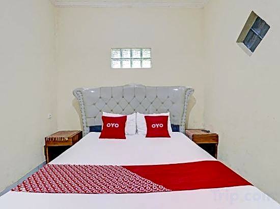 OYO Life 91480 Putridapisa Syariah