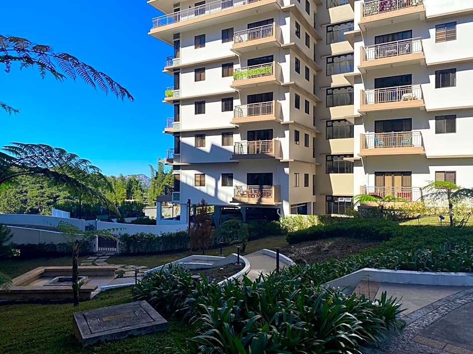 Rosarich Homestay - Bristle Ridge Residences