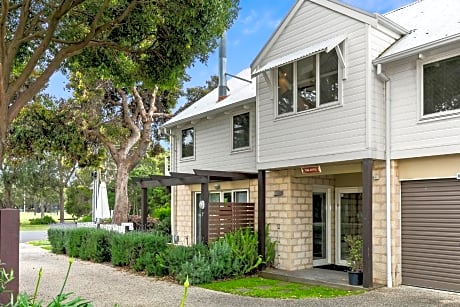 Luxury King Apartment