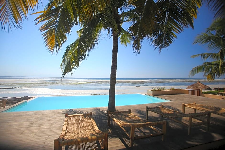 Kirimizi - Hotel & Restaurante