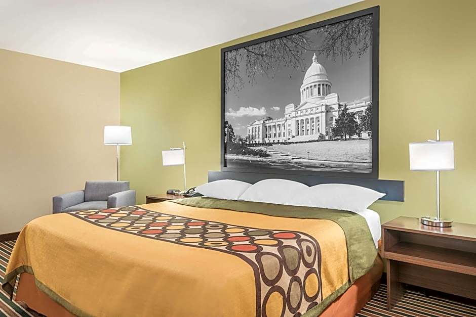 Super 8 by Wyndham Bryant Little Rock Area