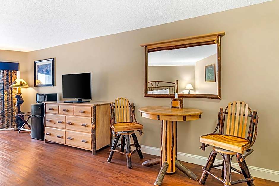 Black Bear Inn, an Ascend Collection Hotel