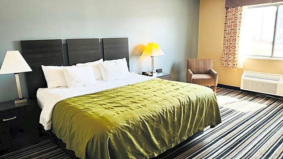 Wingate by Wyndham Beaver I-15