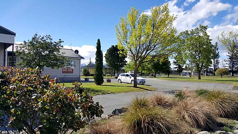 High Country Lodge, Motels & Backpackers