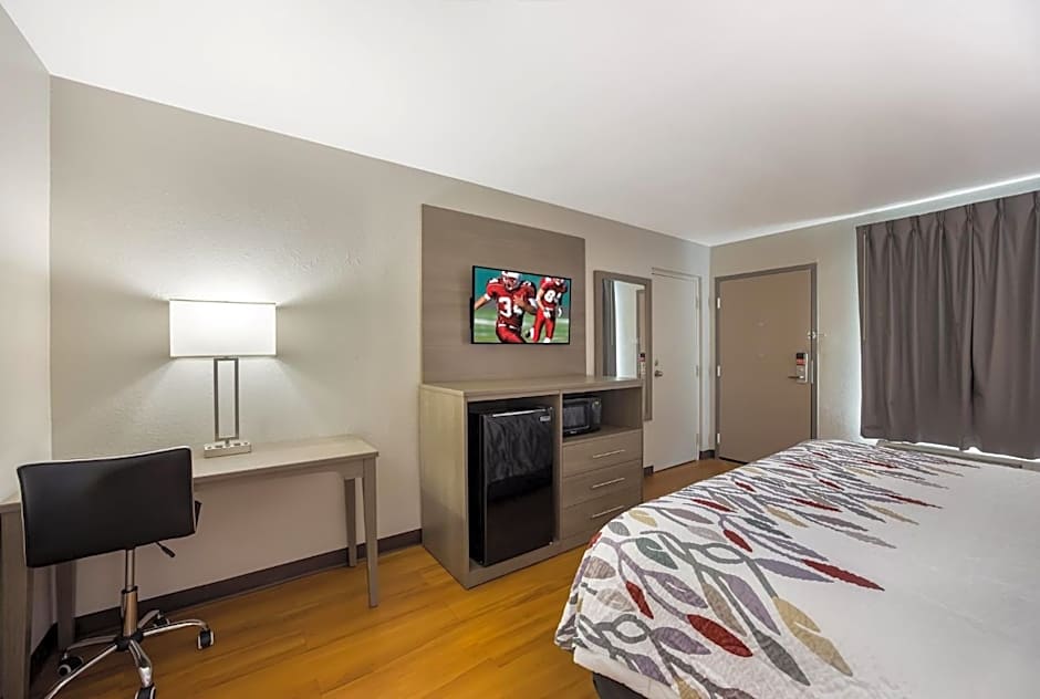 Red Roof Inn & Suites Thomasville