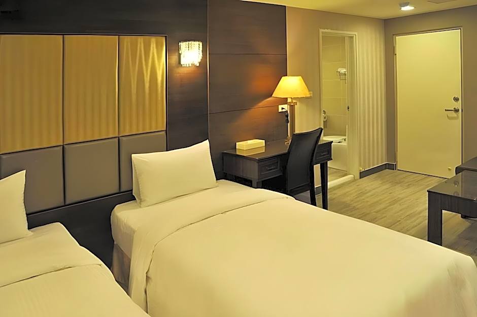 Maple Hotel Second Branch