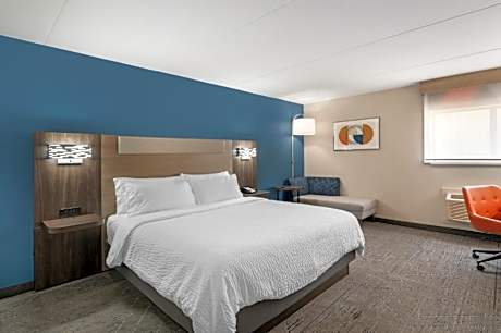 1 King Standard Communications Accessible