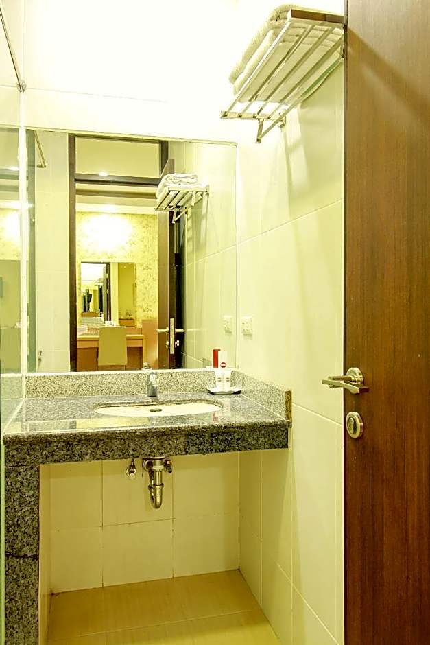 Collection O Pasteur Near Paris Van Java Mall Formerly Sweet Karina