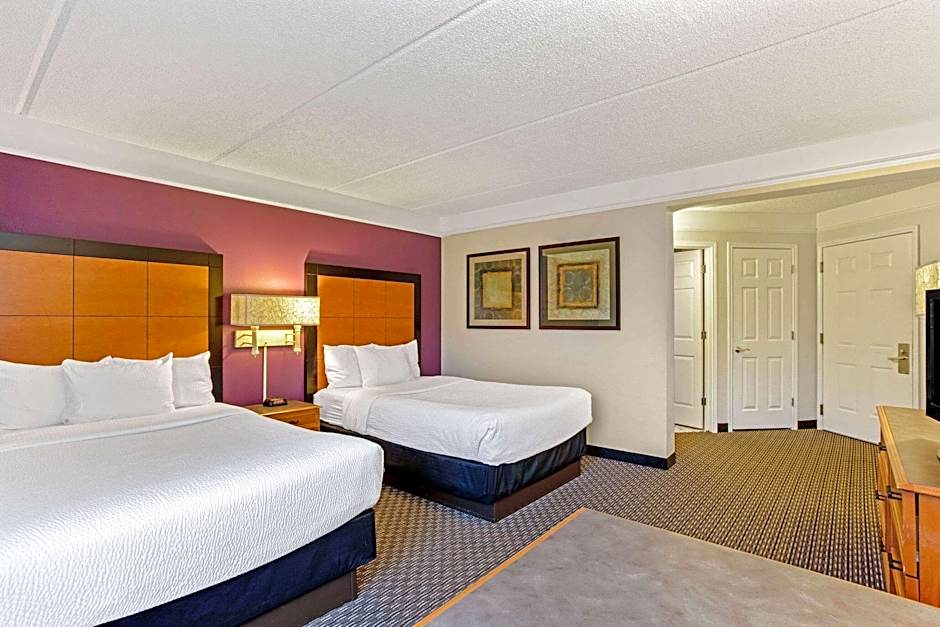 Photo 1 of 2 of 2 Double Beds