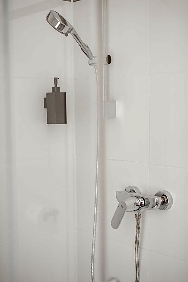 Self-Check-In Hotel Adlon