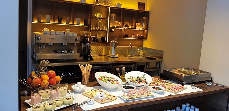 Хотел МИКАДО - онлайн self check-in