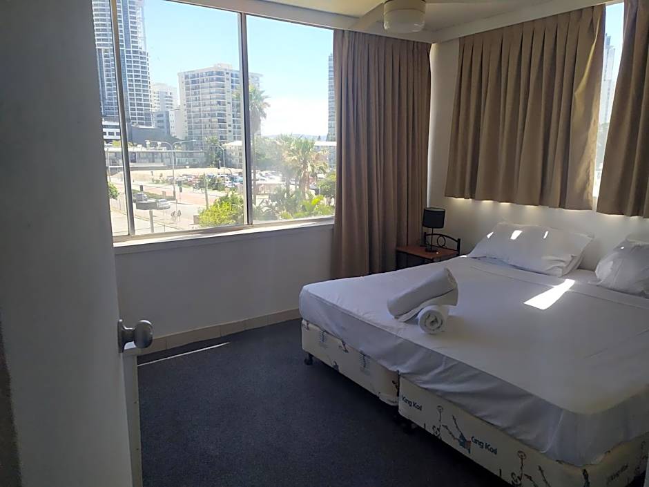 Quarterdeck Apartments